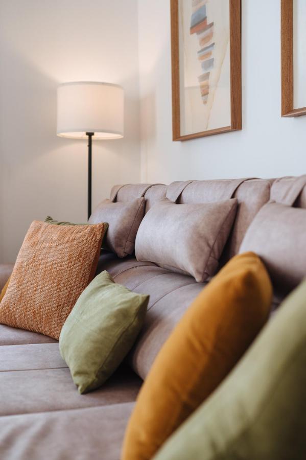 Hostly Rivero 2A Center Loft-Fibre-Communal Terrace-Parking Optional-Cless Sevilla Bagian luar foto